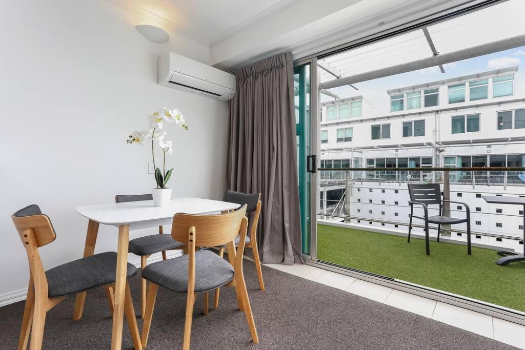 Boujee On A Budget Princes Wharf Cbd Apartment *